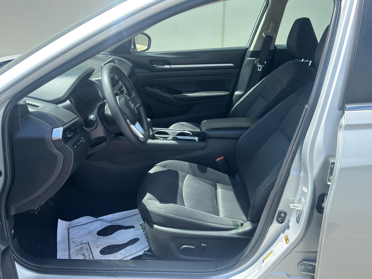 Nissan Altima  2021