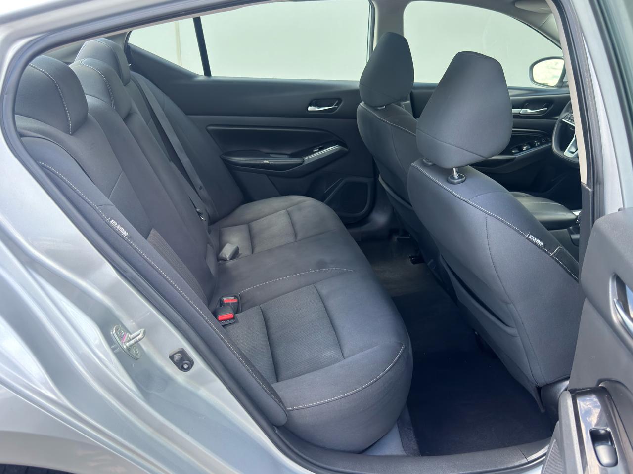 Nissan Altima  2021