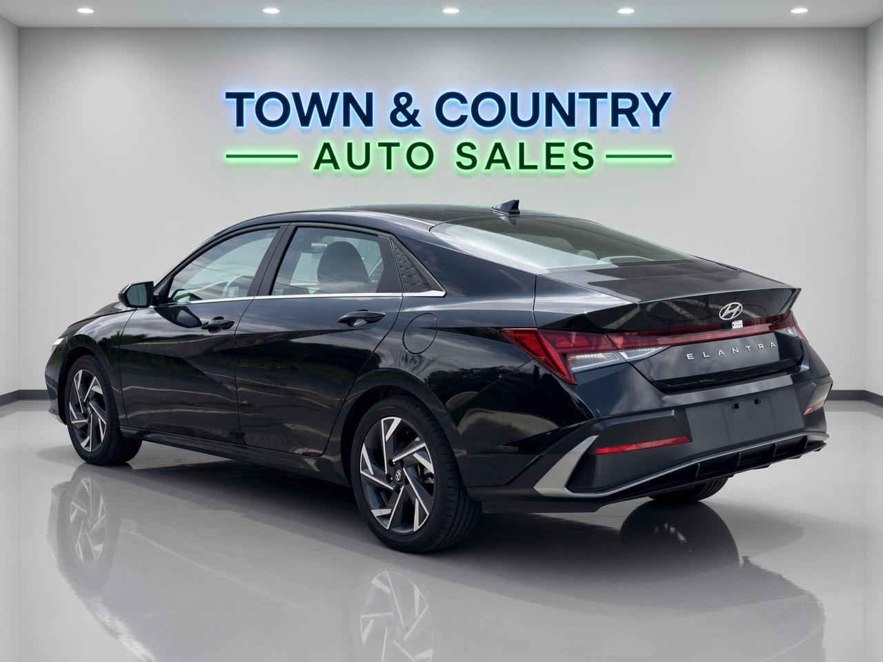 Hyundai Elantra  2025