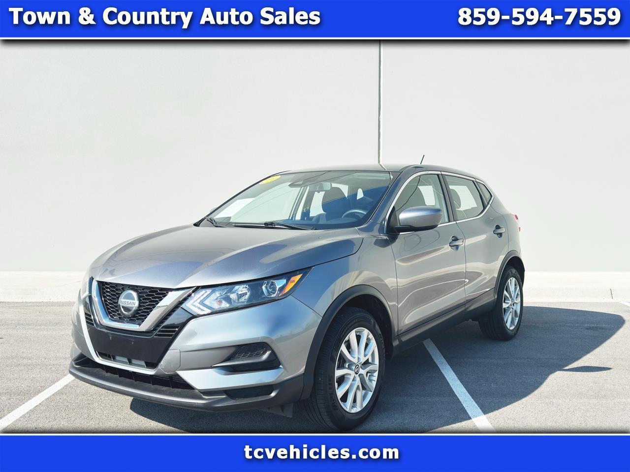 Nissan Rogue Sport  2021