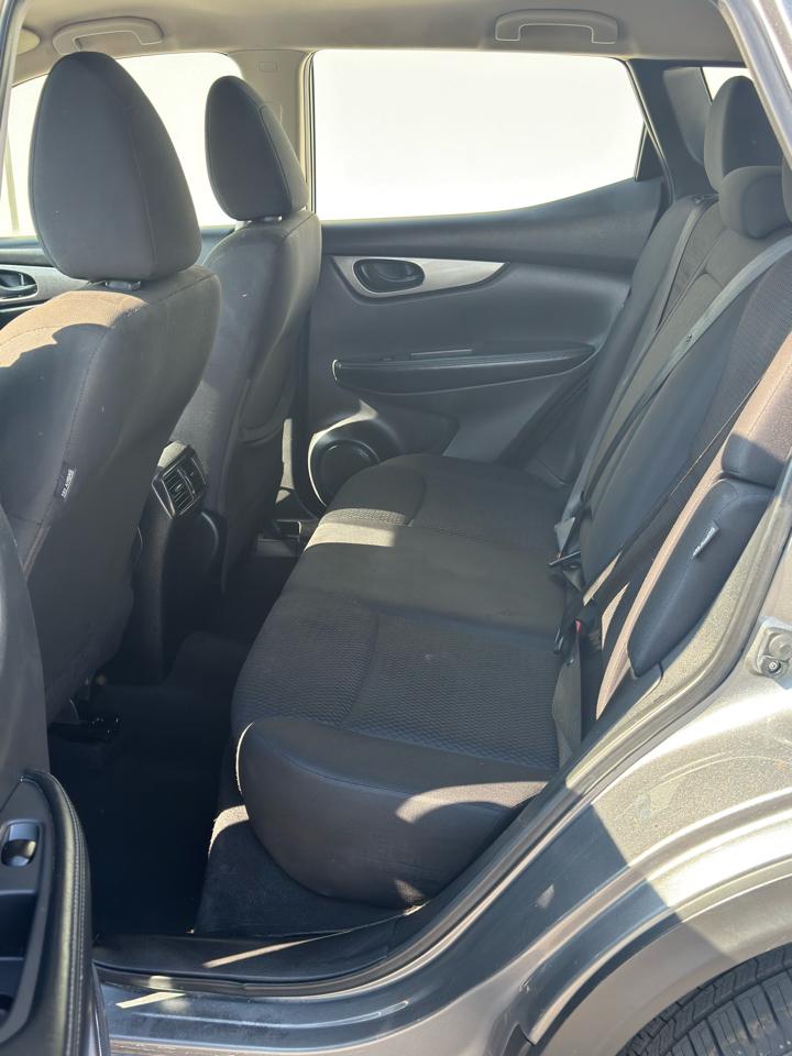 Nissan Rogue Sport  2021