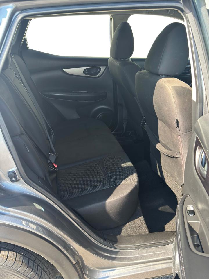 Nissan Rogue Sport  2021