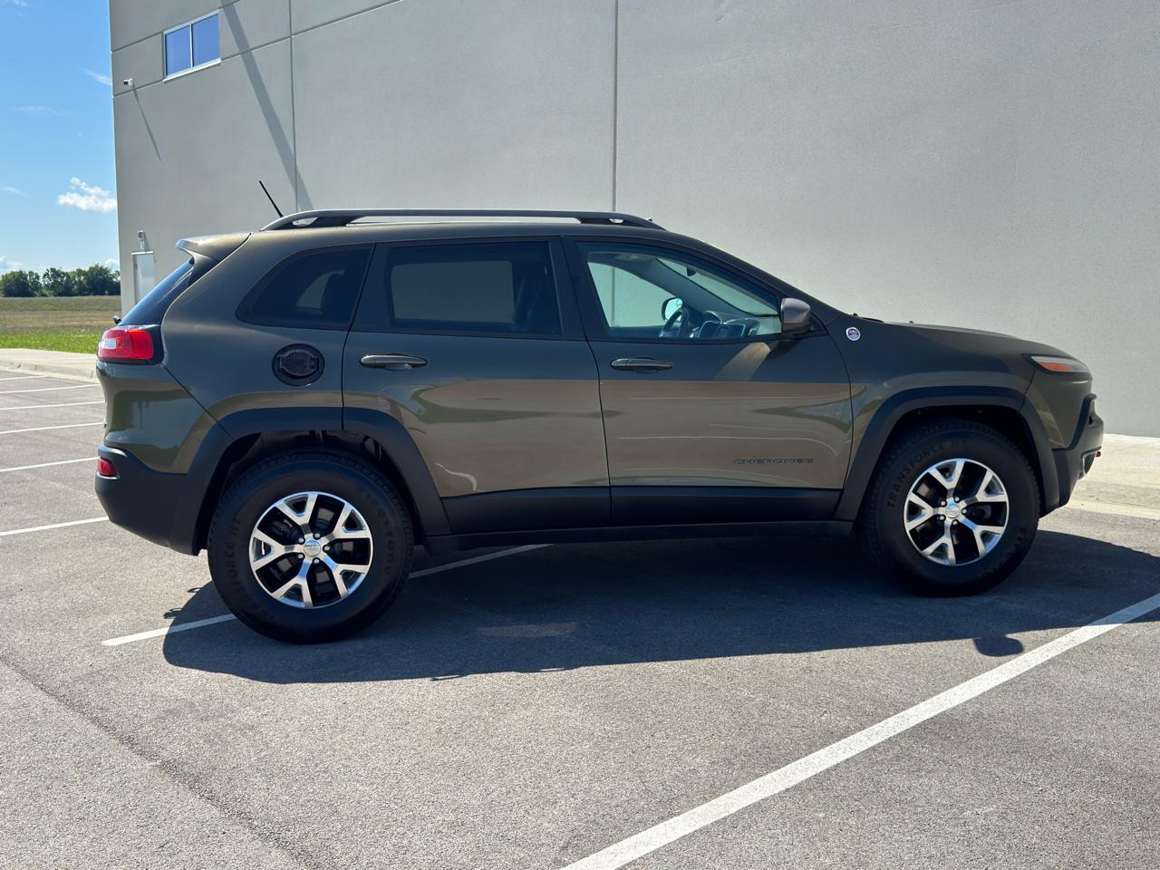 Jeep Cherokee  2015