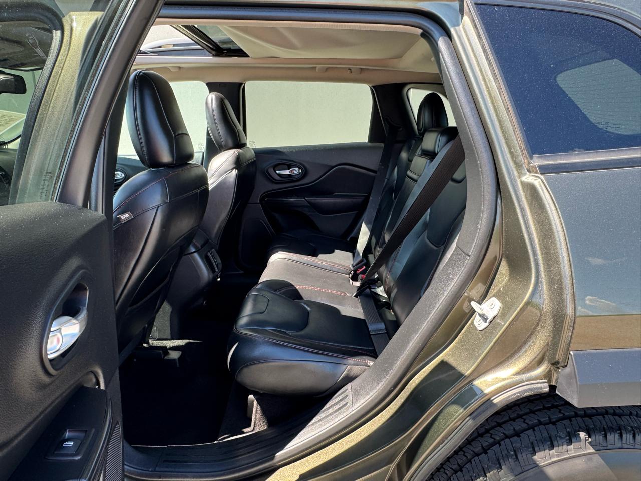 Jeep Cherokee  2015