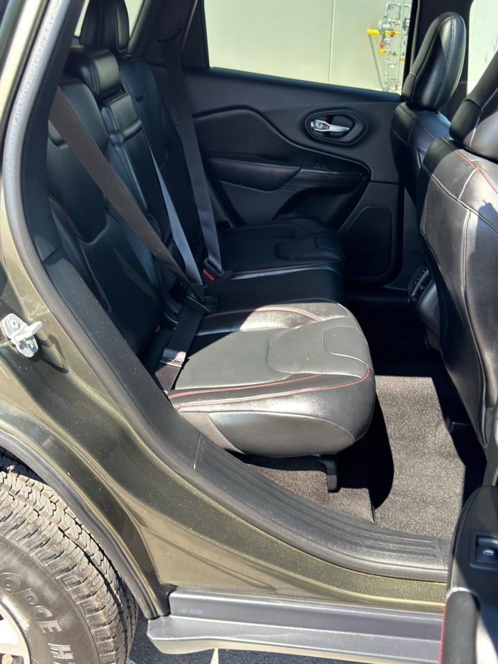 Jeep Cherokee  2015