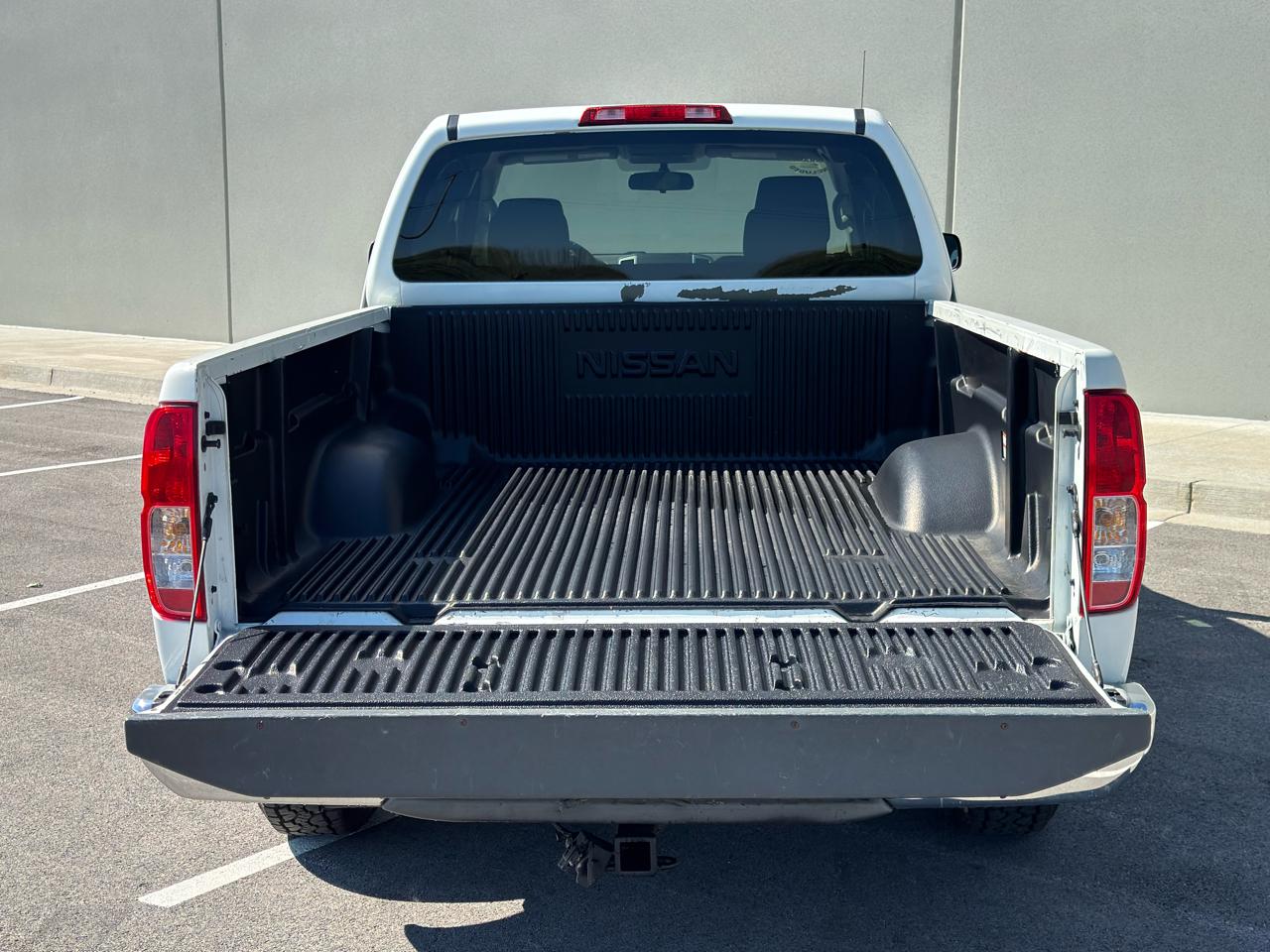 Nissan Frontier  2015