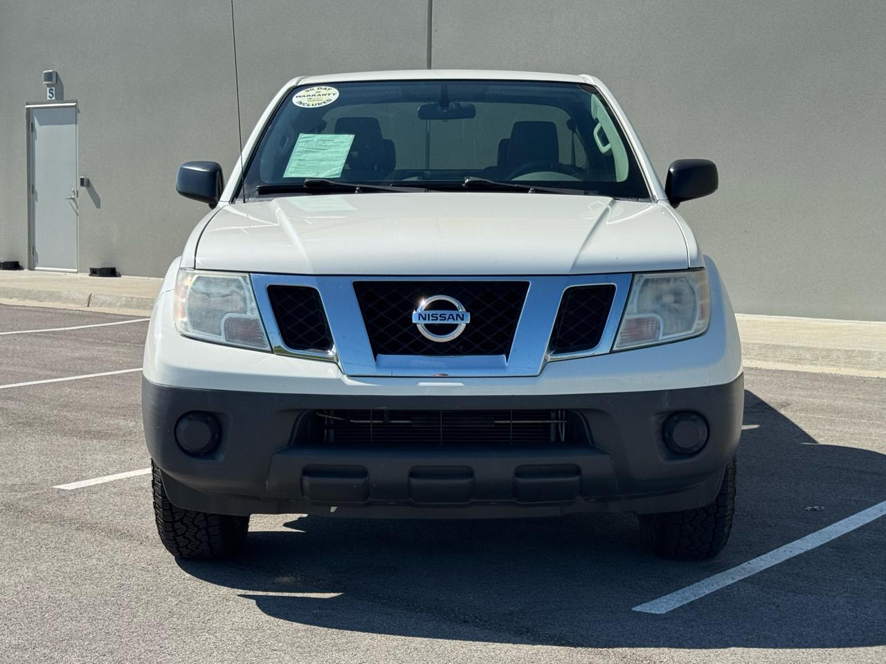 Nissan Frontier  2015