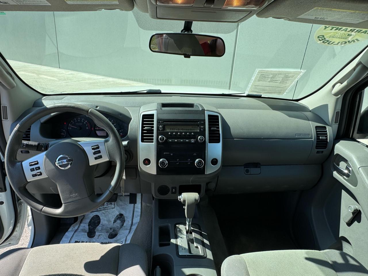 Nissan Frontier  2015