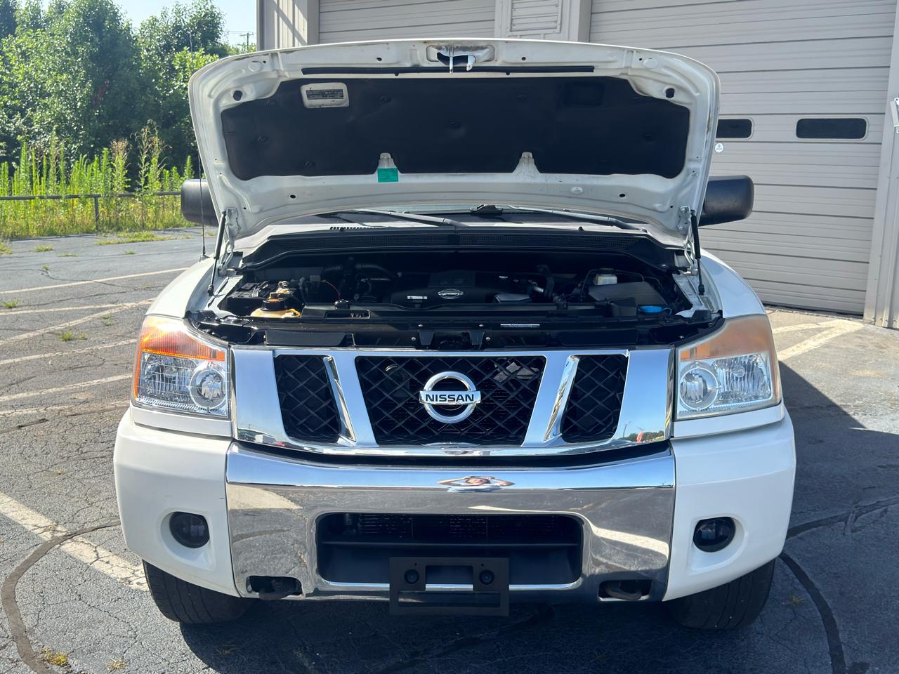 Nissan Titan  2012