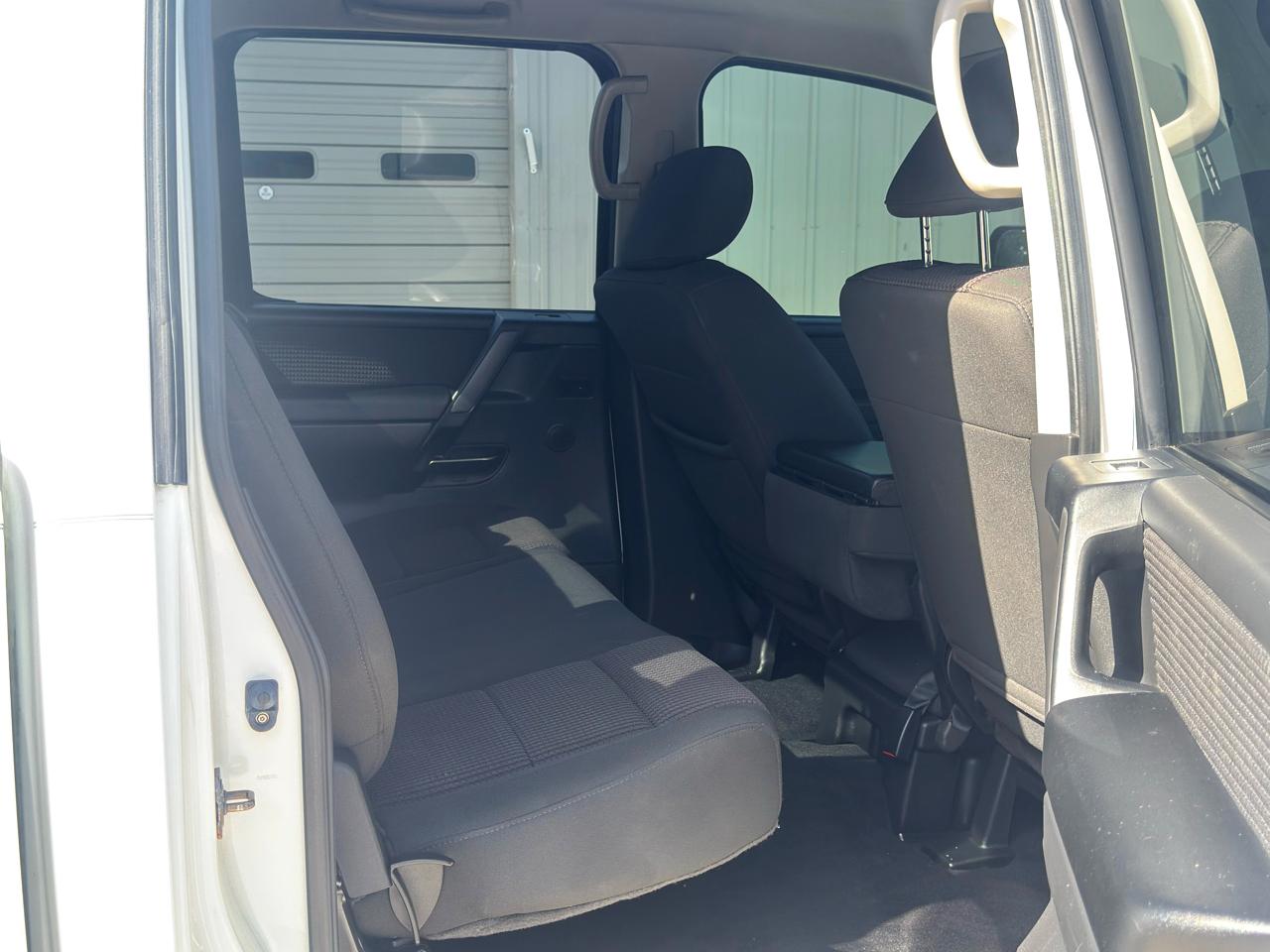 Nissan Titan  2012