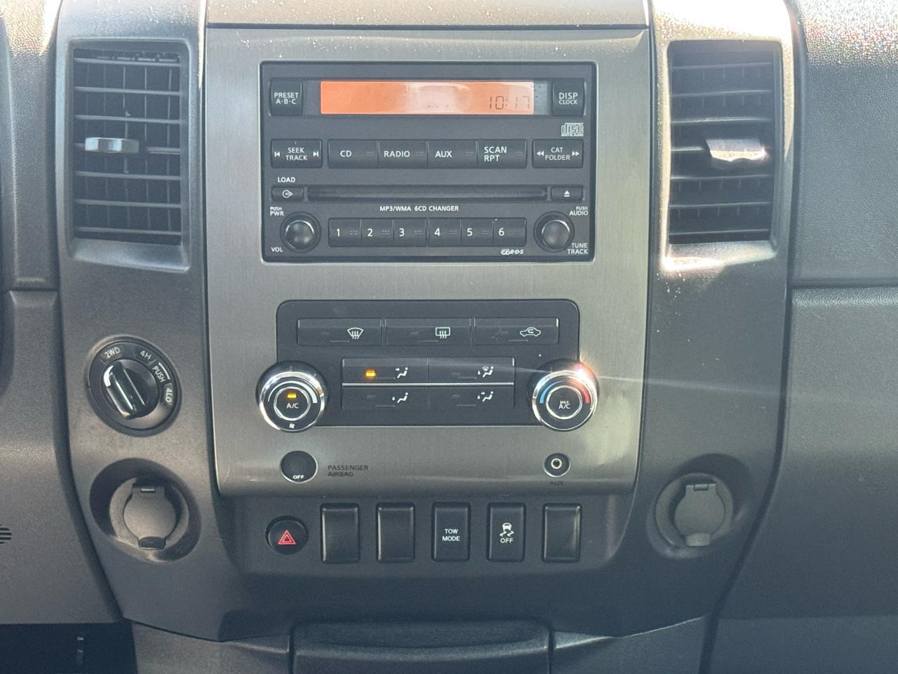 Nissan Titan  2012