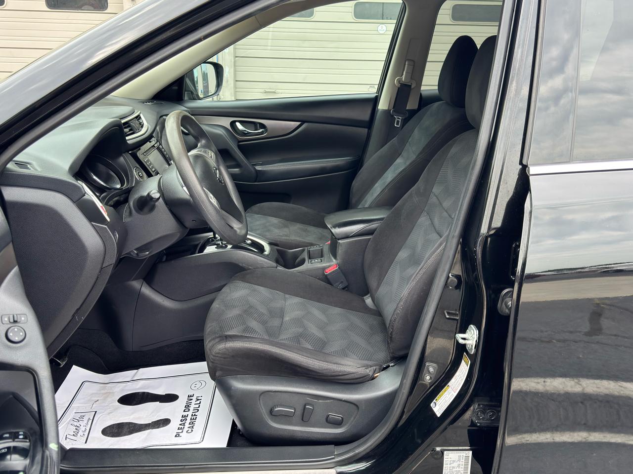 Nissan Rogue  2015