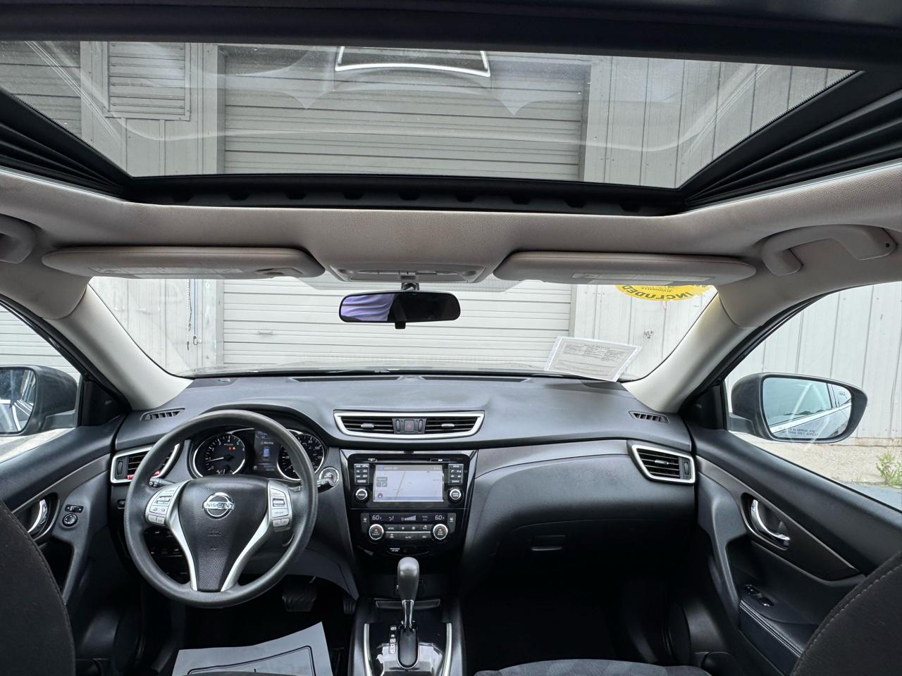 Nissan Rogue  2015
