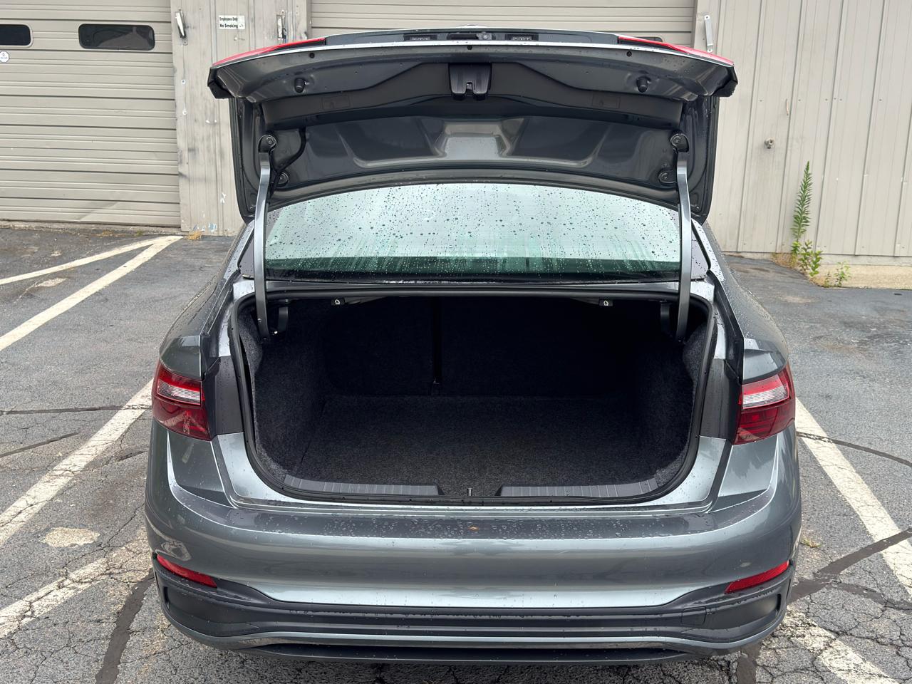 Volkswagen Jetta  2024