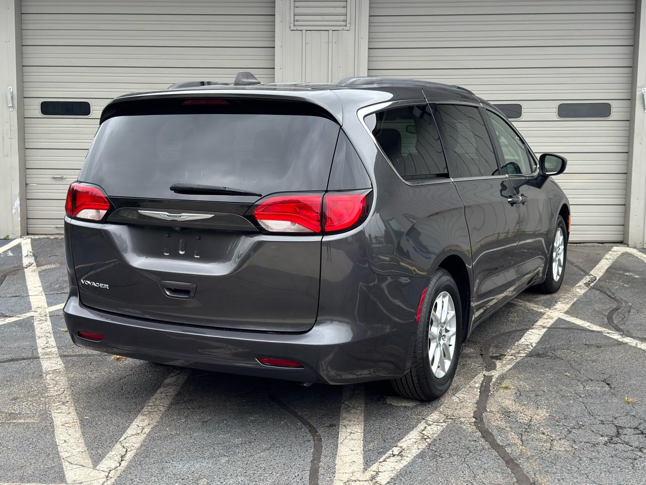 Chrysler Voyager  2021