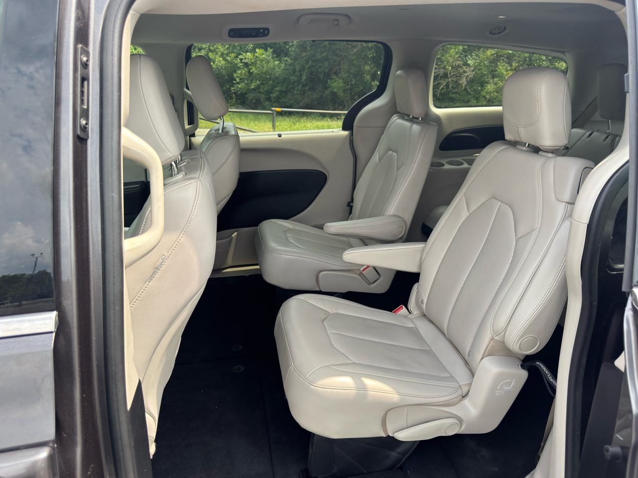 Chrysler Voyager  2021