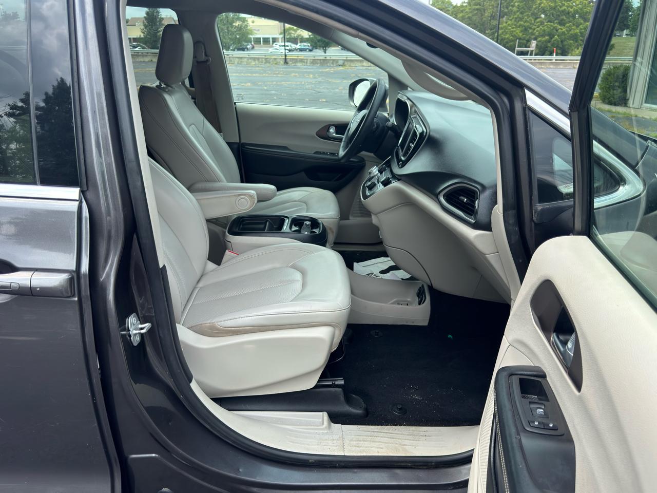 Chrysler Voyager  2021