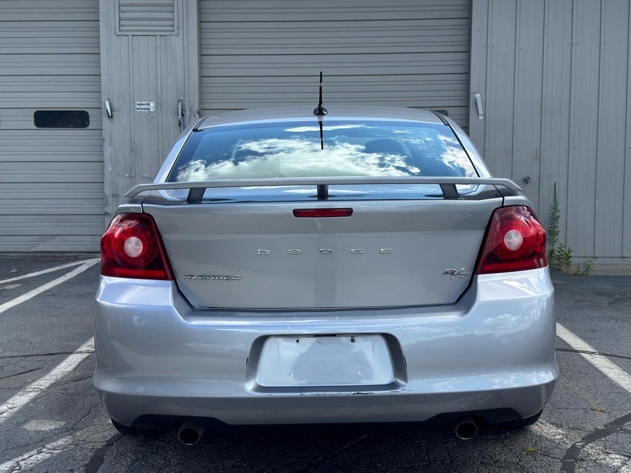 Dodge Avenger  2013