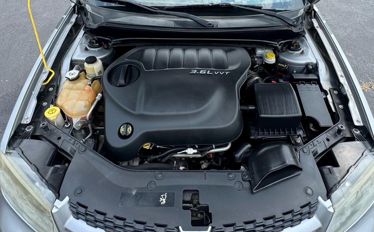 Dodge Avenger  2013