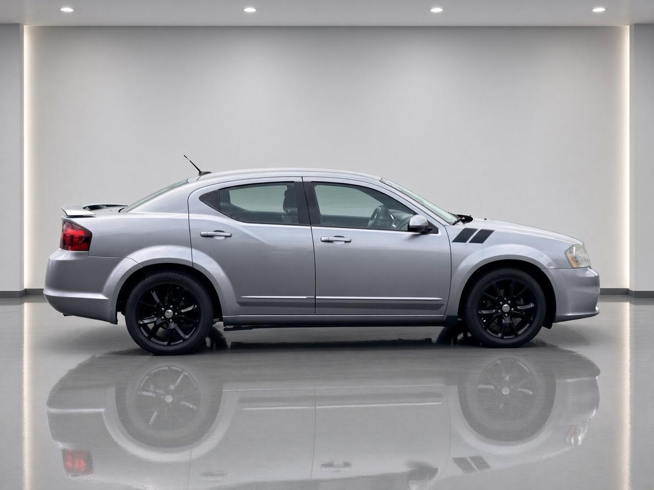 Dodge Avenger  2013