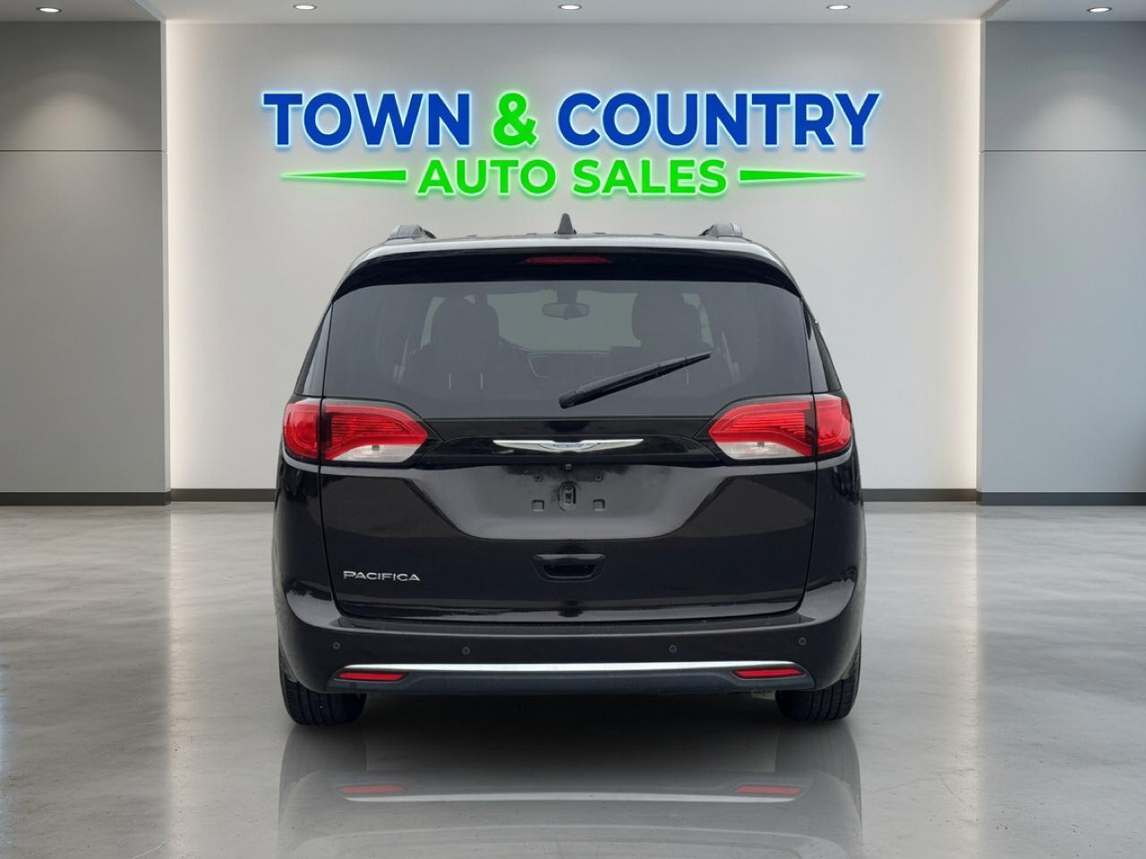 Chrysler Pacifica  2017
