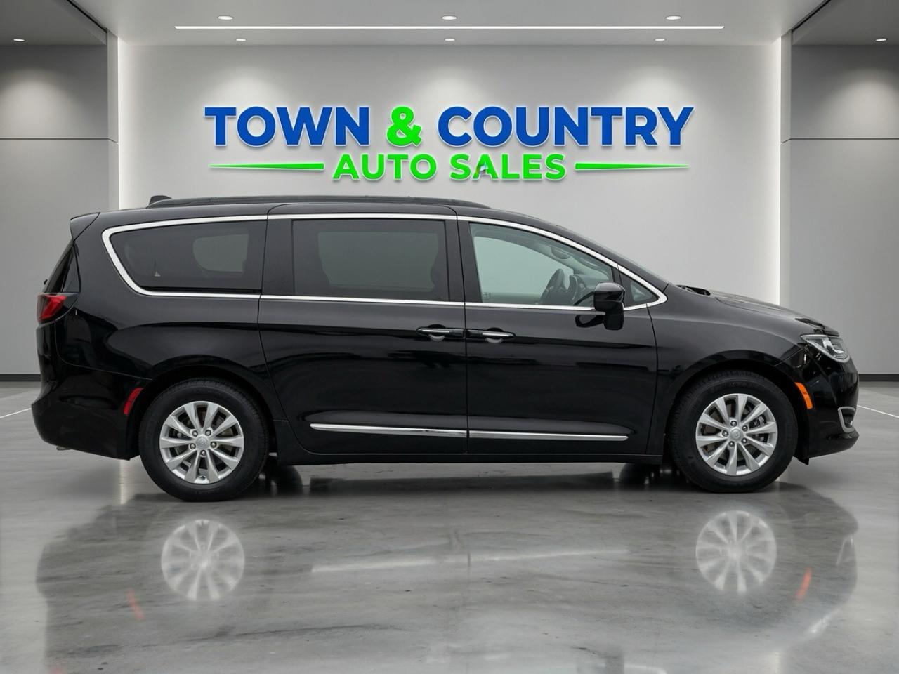 Chrysler Pacifica  2017