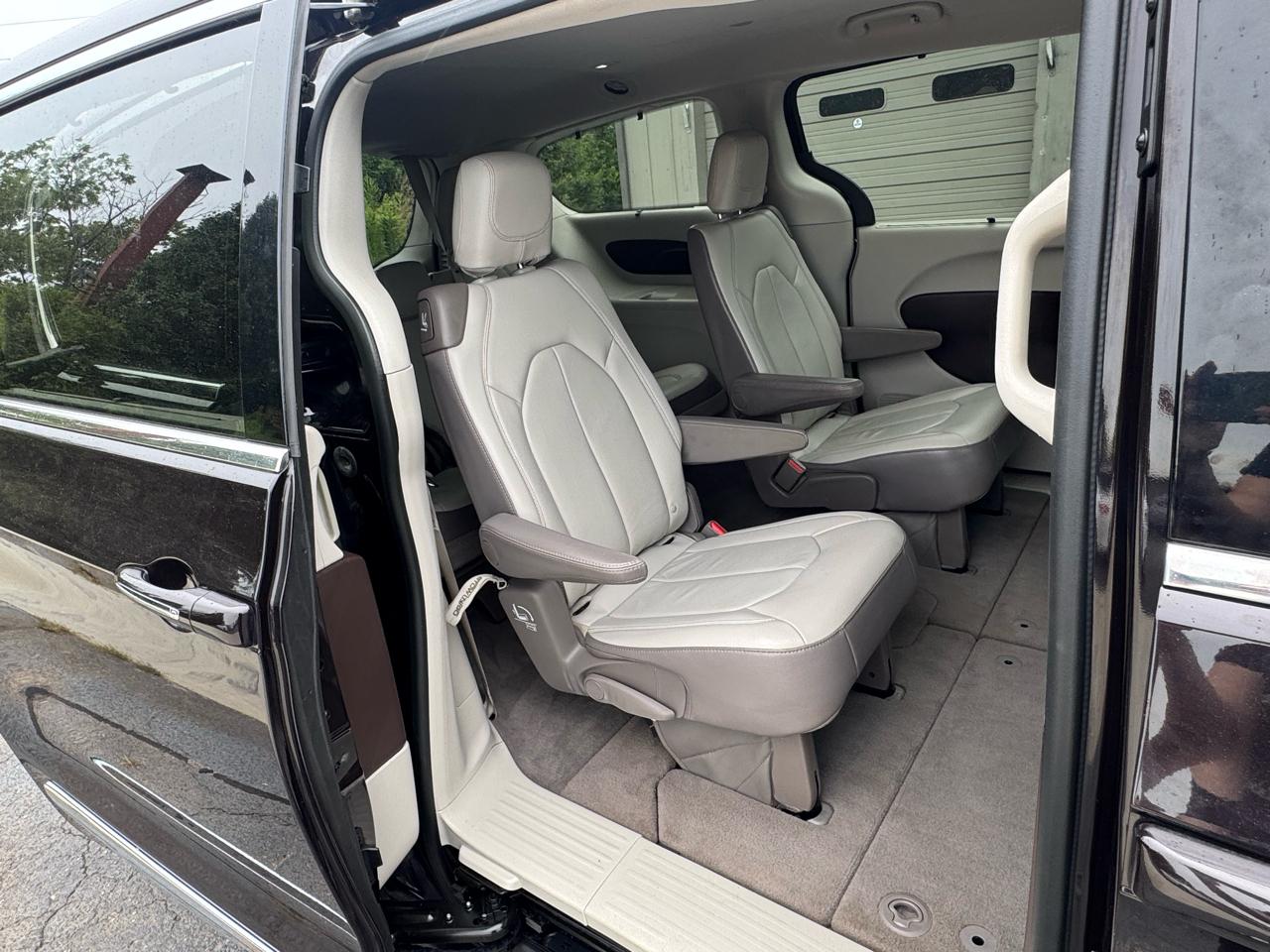 Chrysler Pacifica  2017