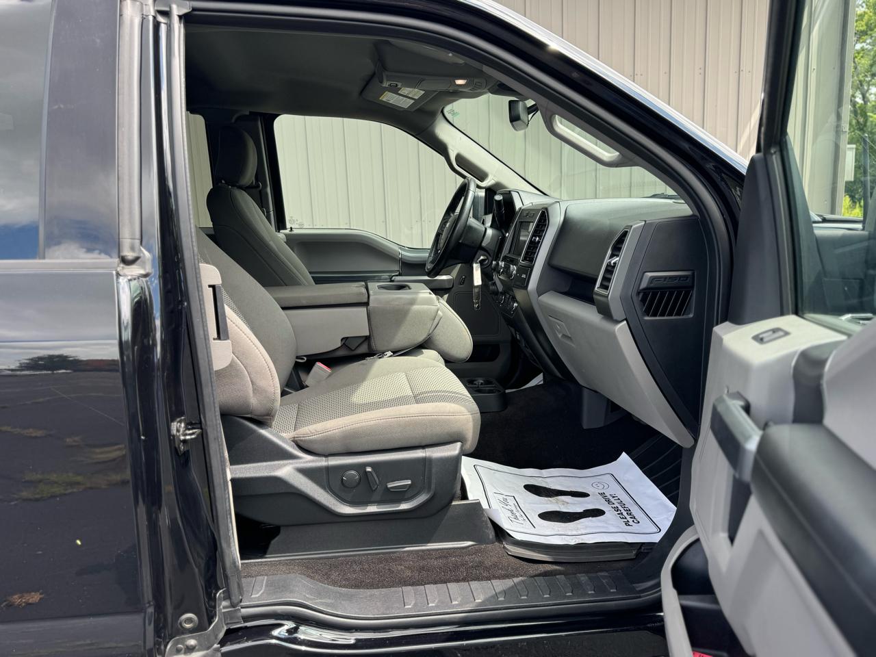 Ford F-150  2019