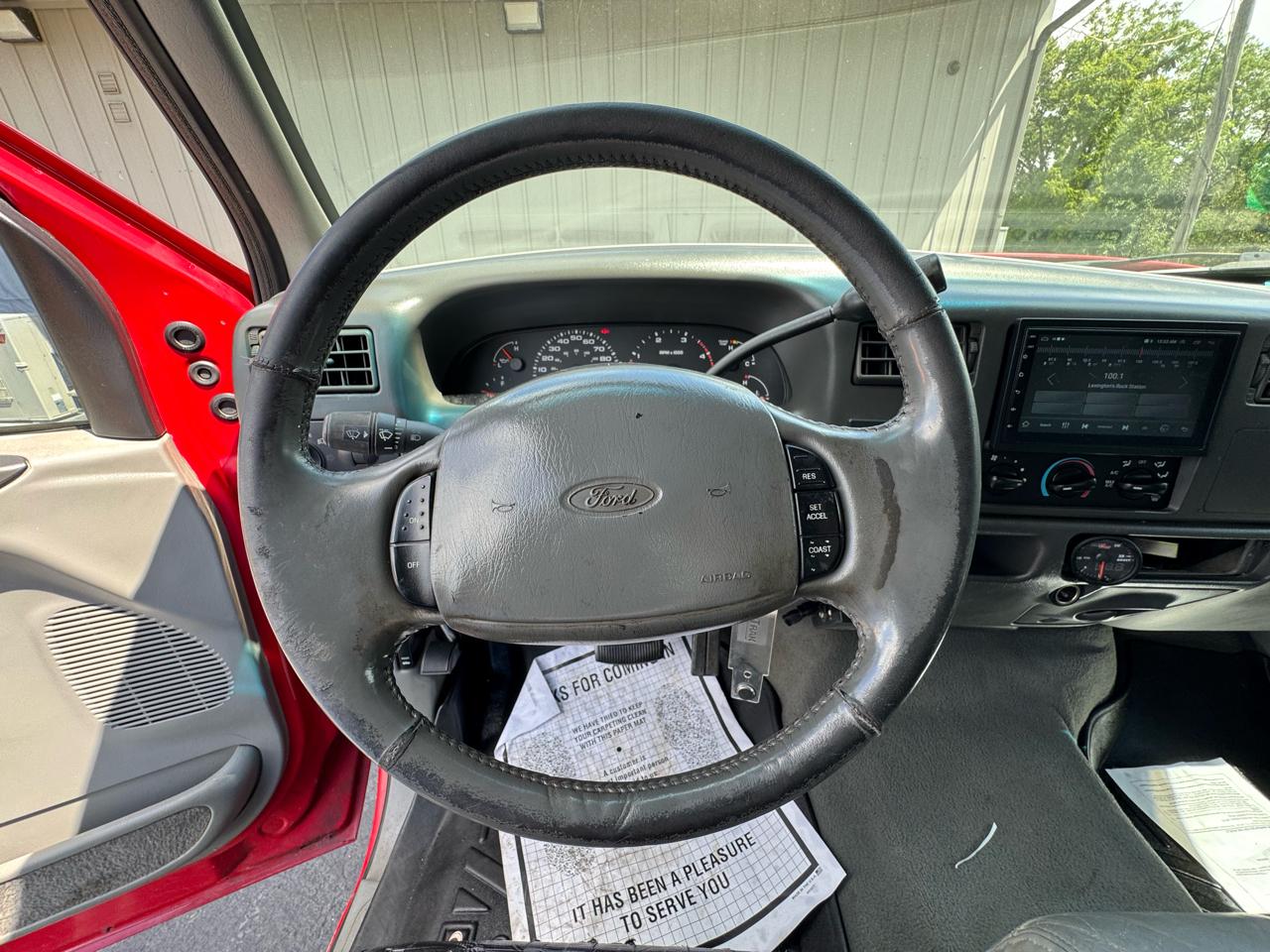 Ford Super Duty F-350 SRW  2002