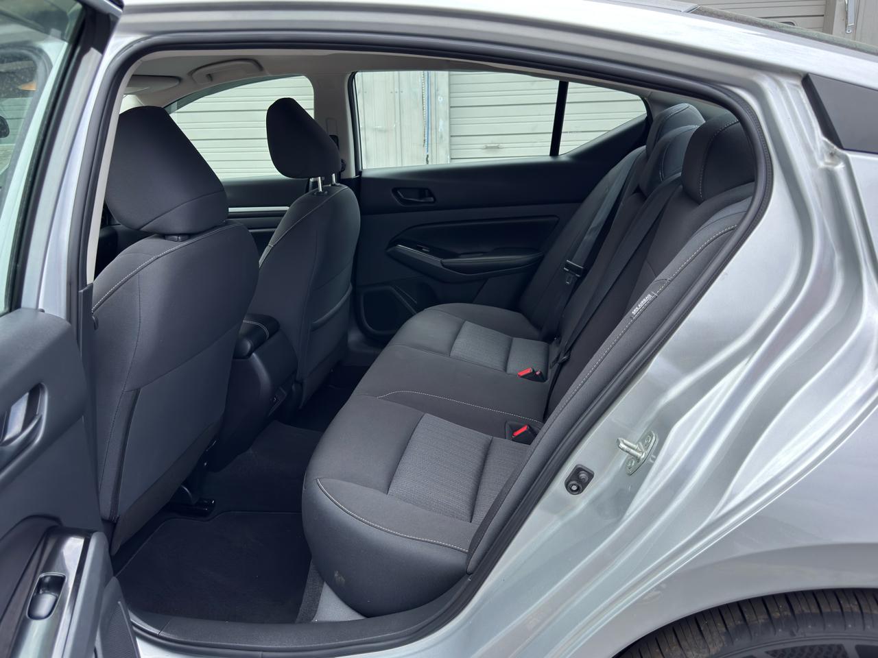 Nissan Altima  2023