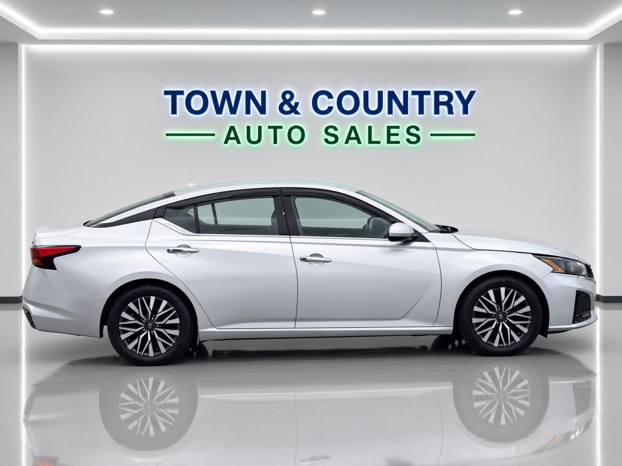 Nissan Altima  2023
