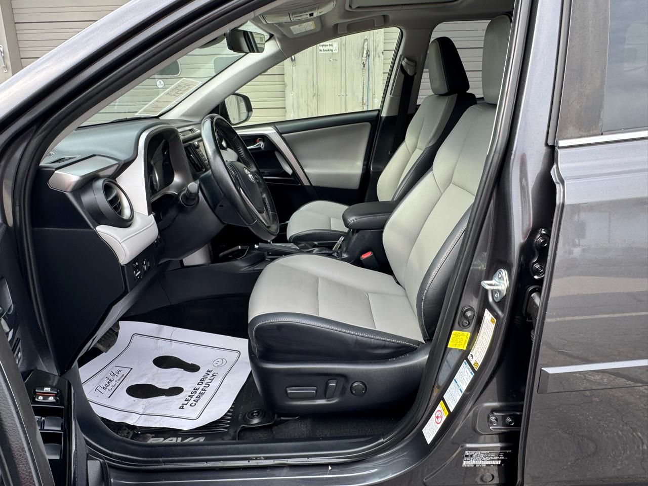 Toyota RAV4  2018