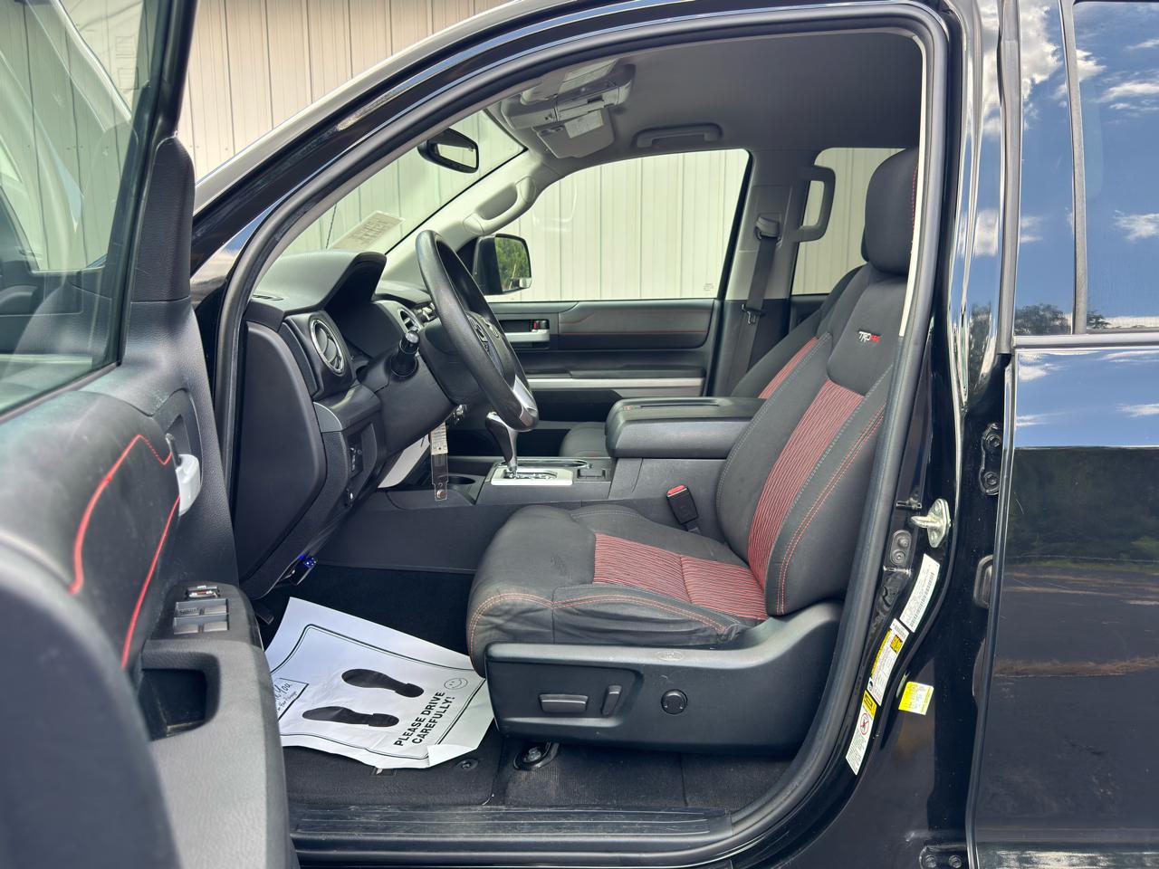 Toyota Tundra 4WD Truck  2015