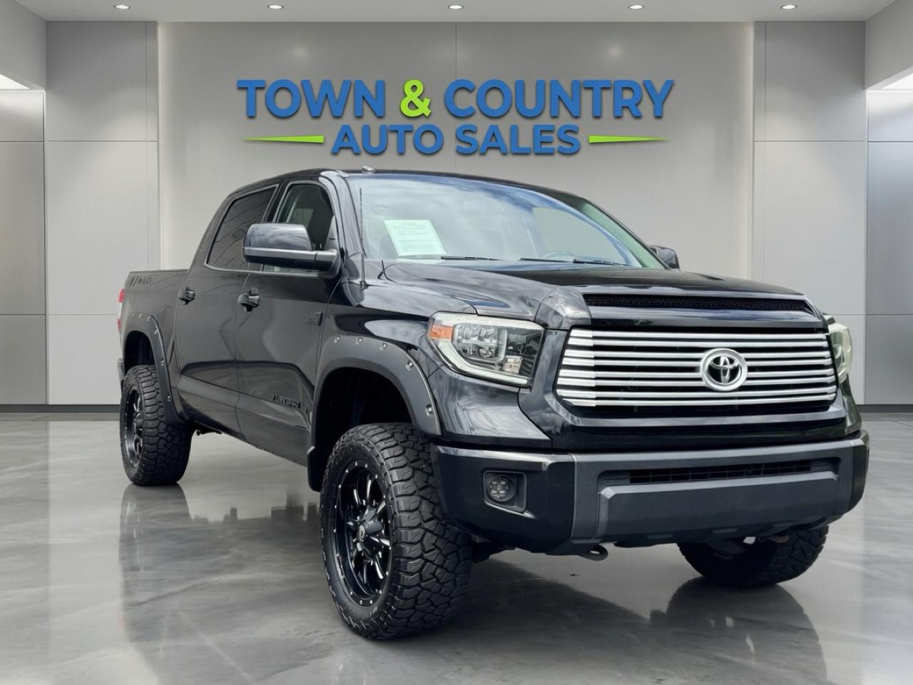 Toyota Tundra 4WD Truck  2015