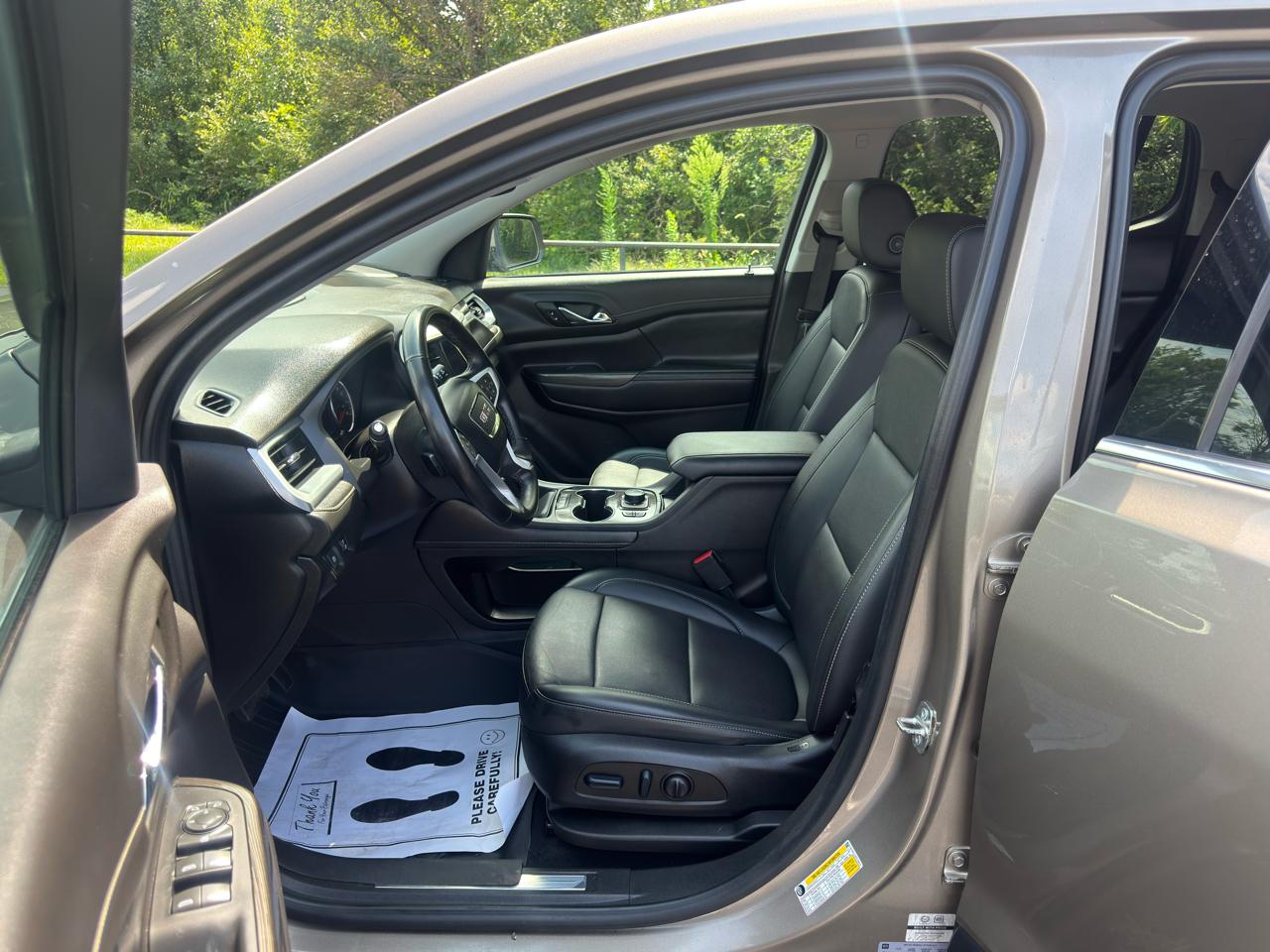 GMC Acadia SLT 2023