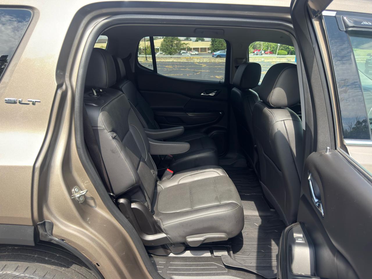 GMC Acadia SLT 2023