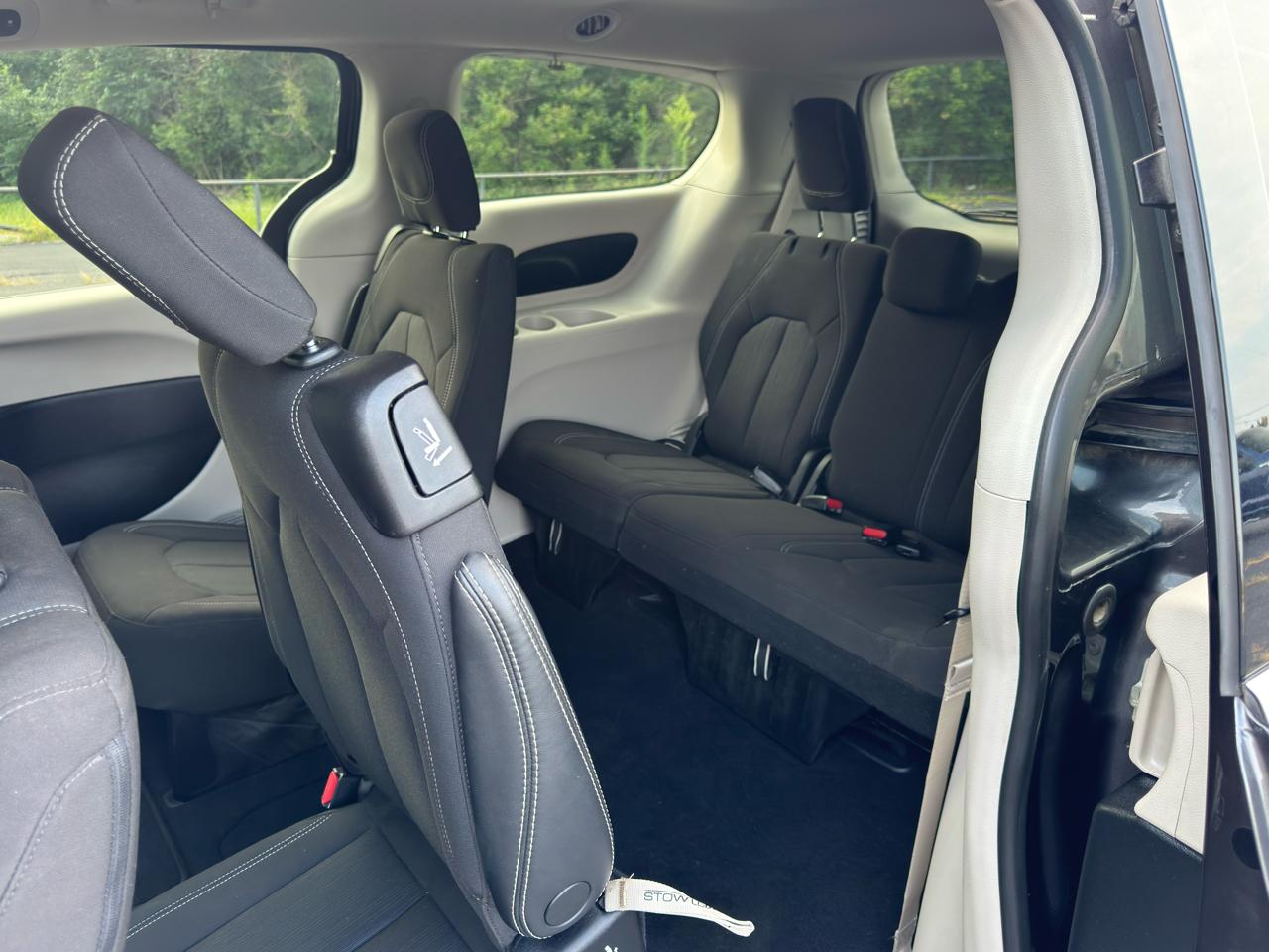 Chrysler Voyager  2023