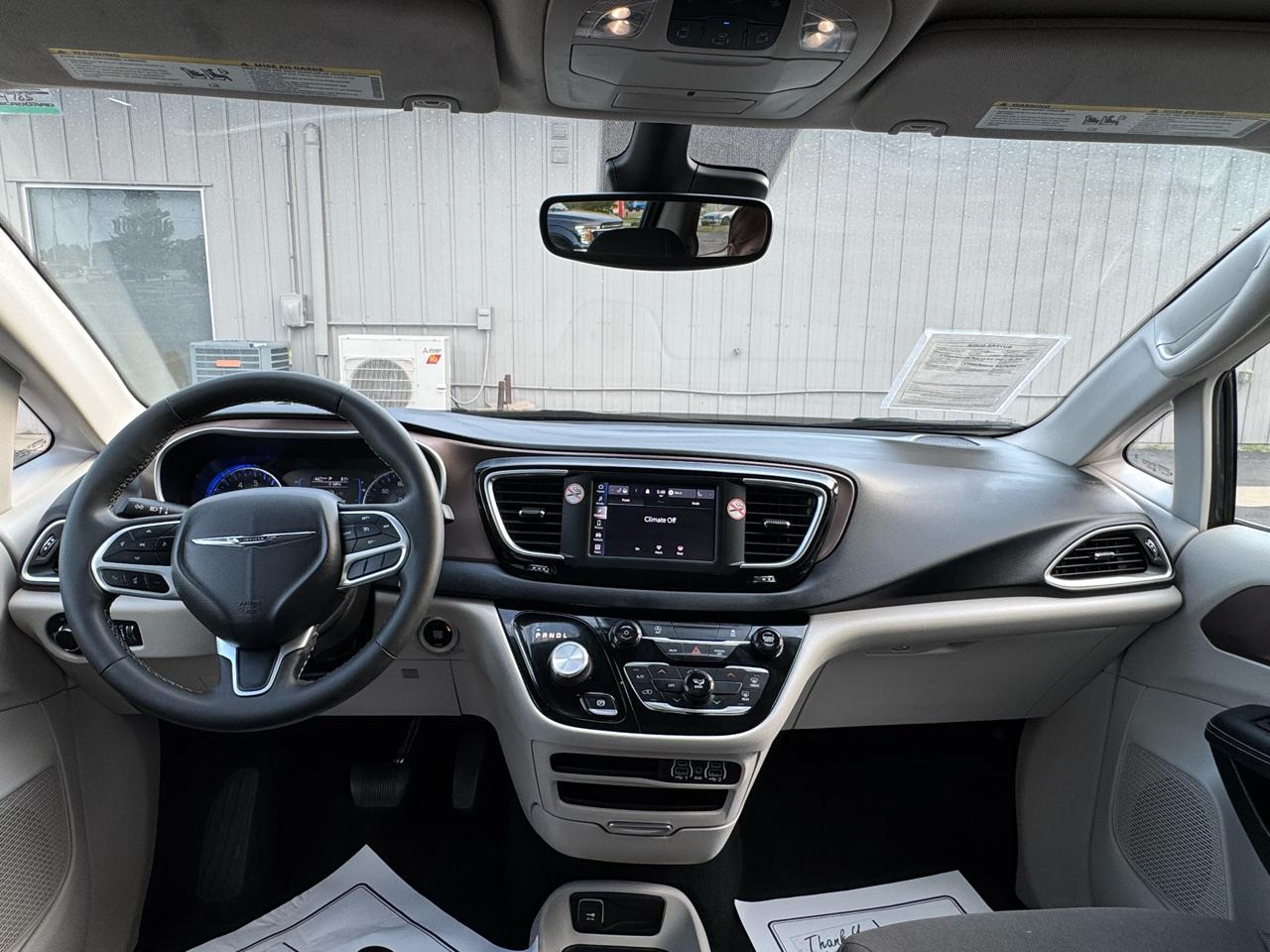 Chrysler Voyager  2023