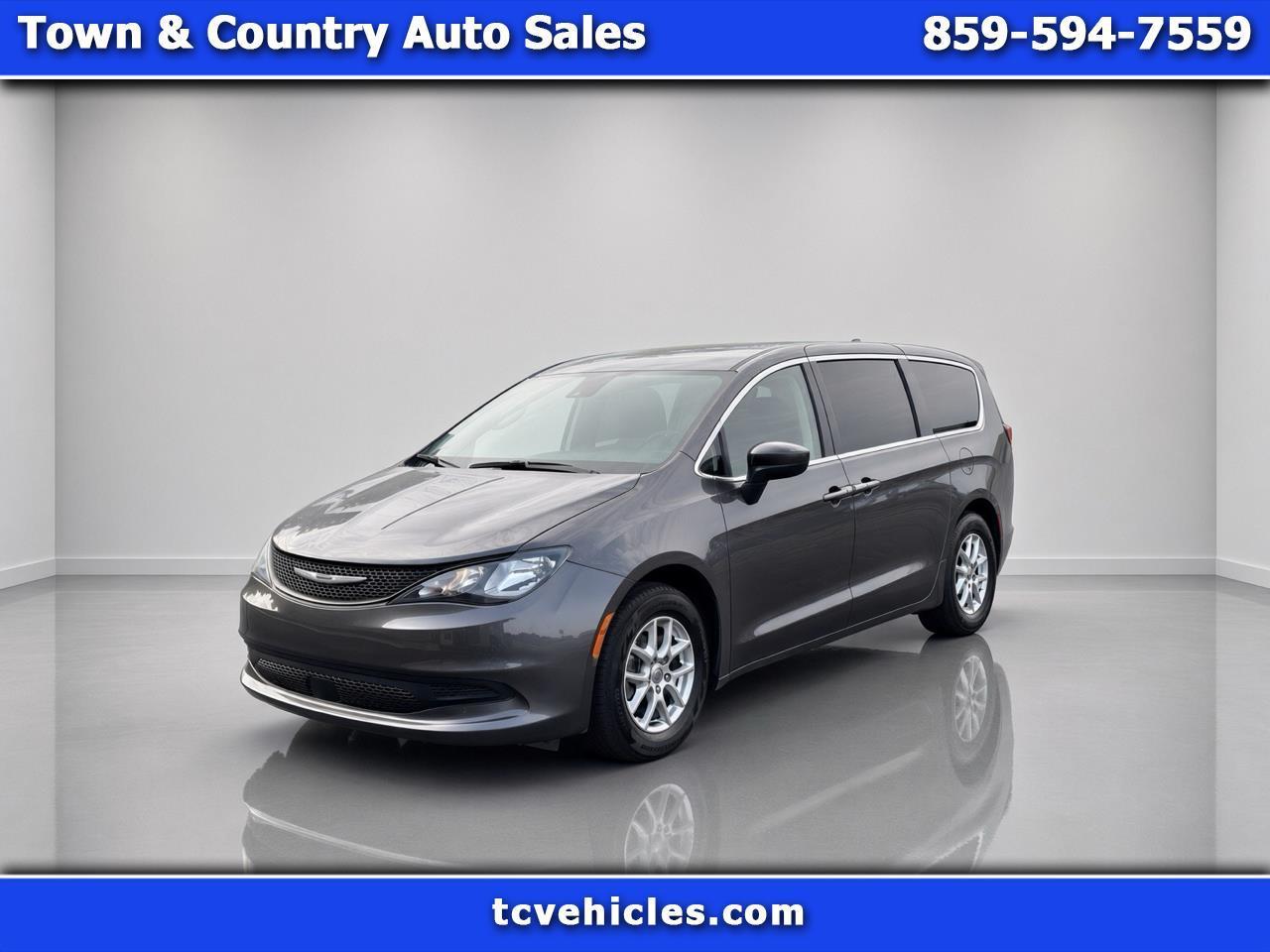 2023 Chrysler Voyager LX