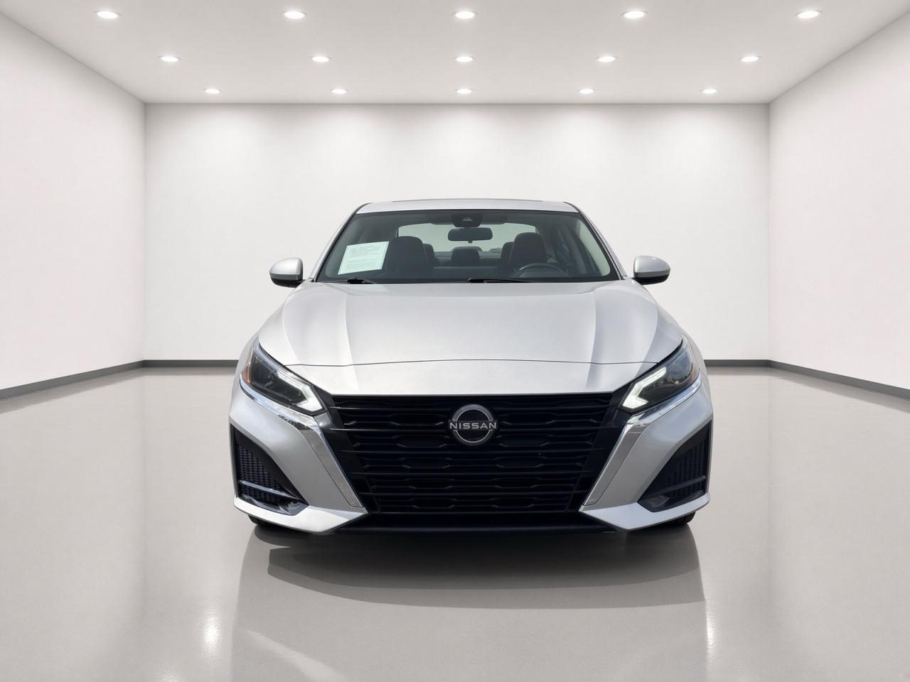Nissan Altima  2023