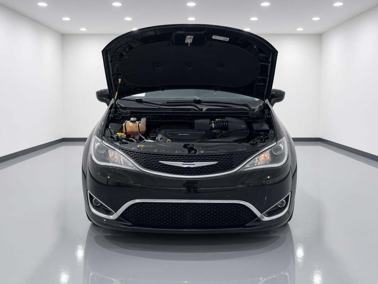 Chrysler Pacifica  2018