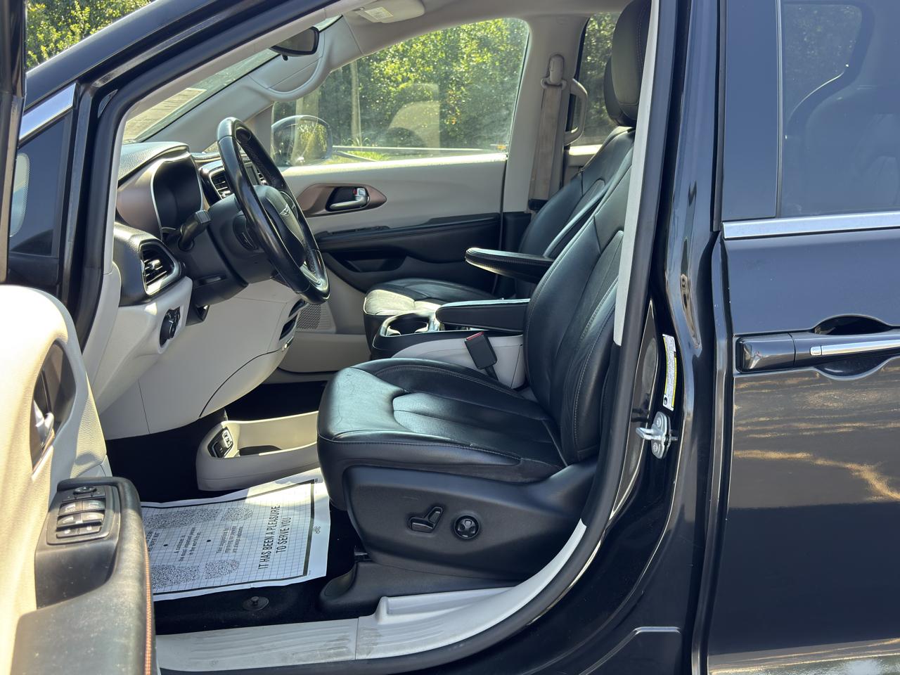 Chrysler Pacifica  2018