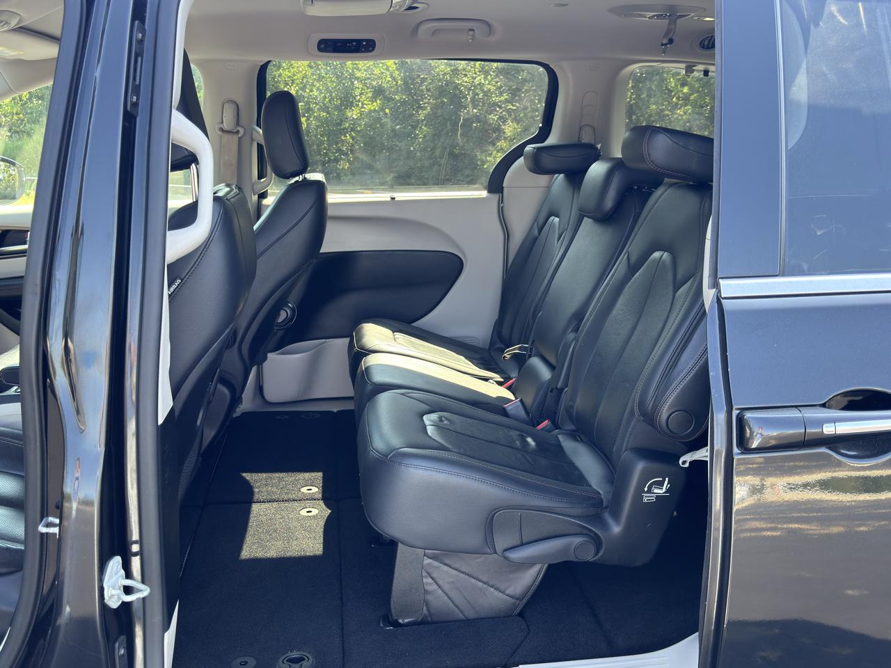 Chrysler Pacifica  2018