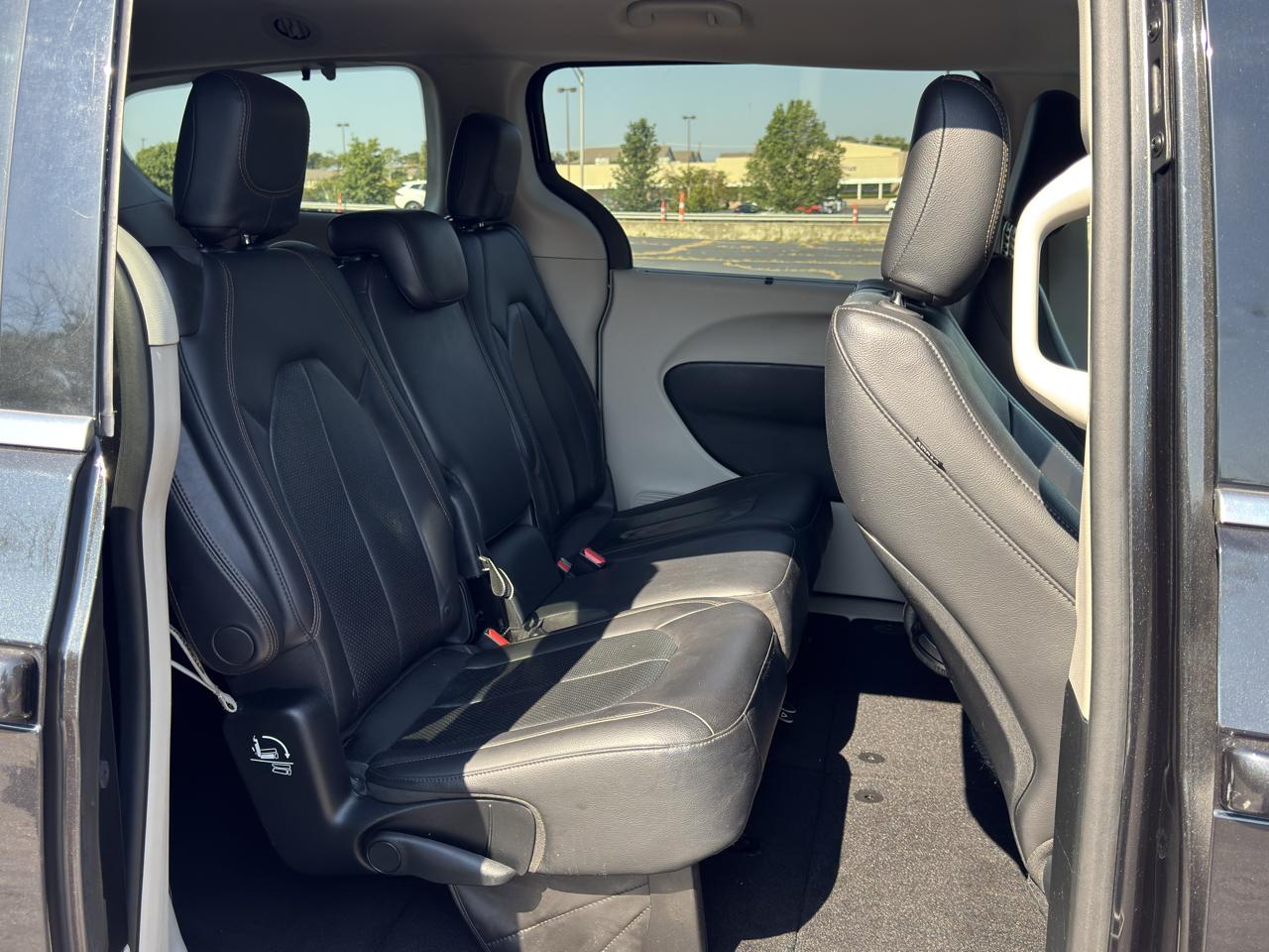 Chrysler Pacifica  2018