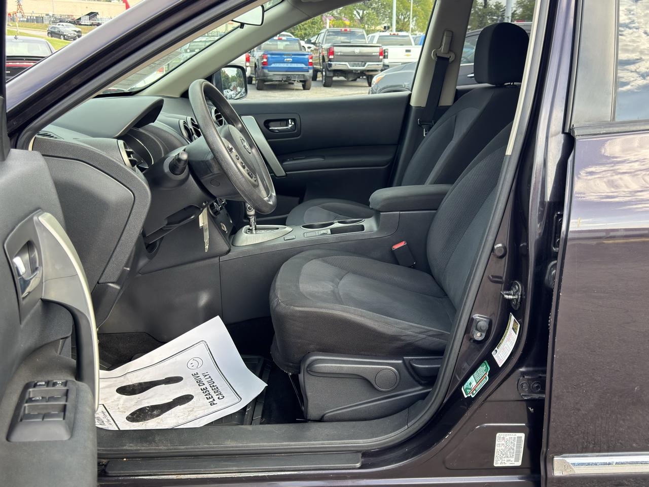 Nissan Rogue  2013