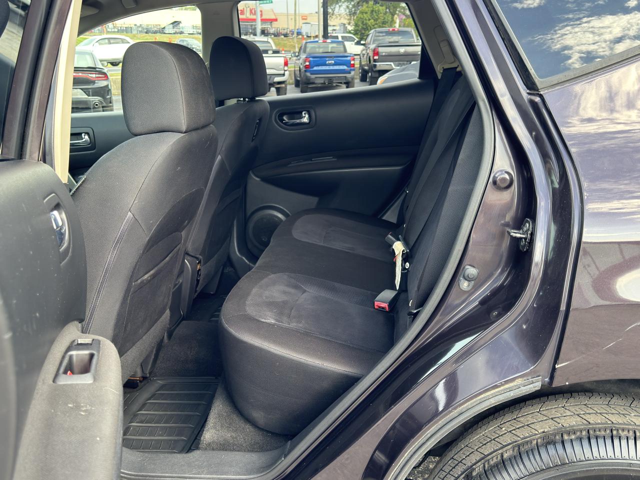 Nissan Rogue  2013