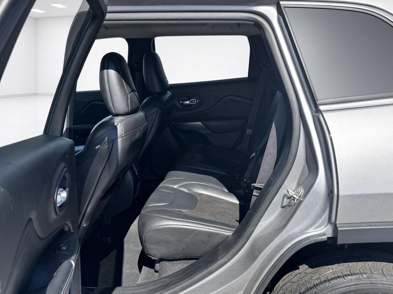 Jeep Cherokee  2020