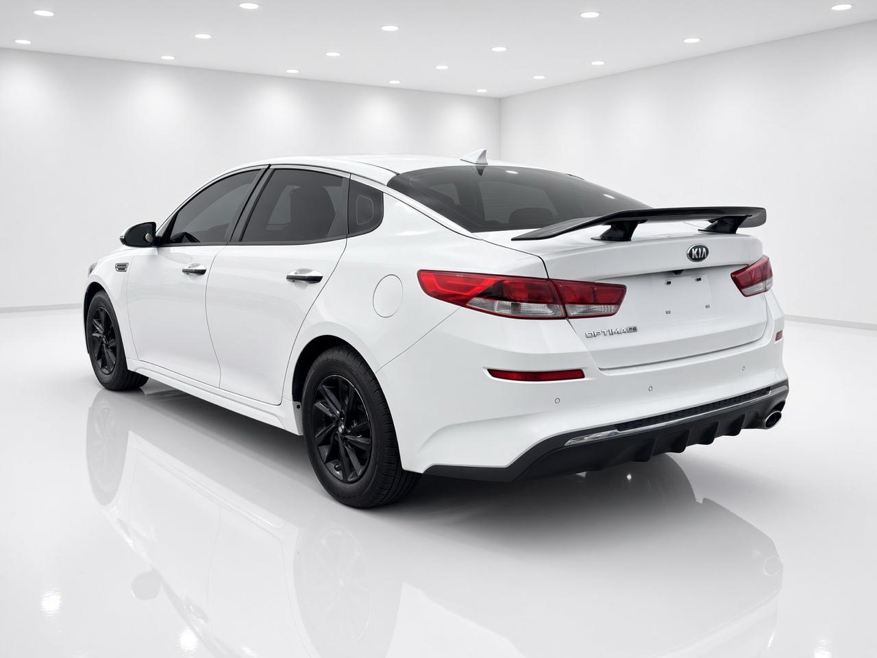 Kia Optima  2020