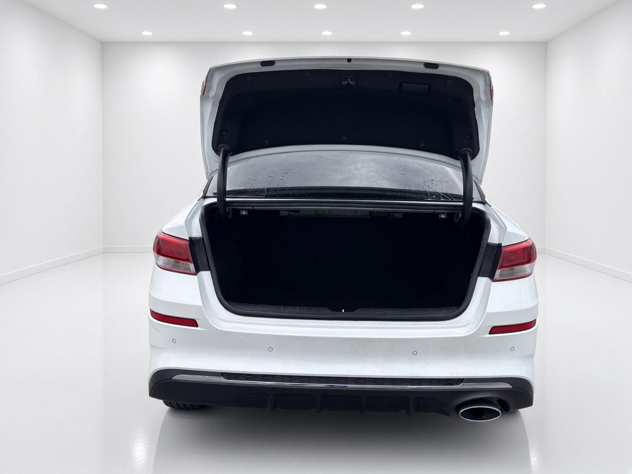 Kia Optima  2020
