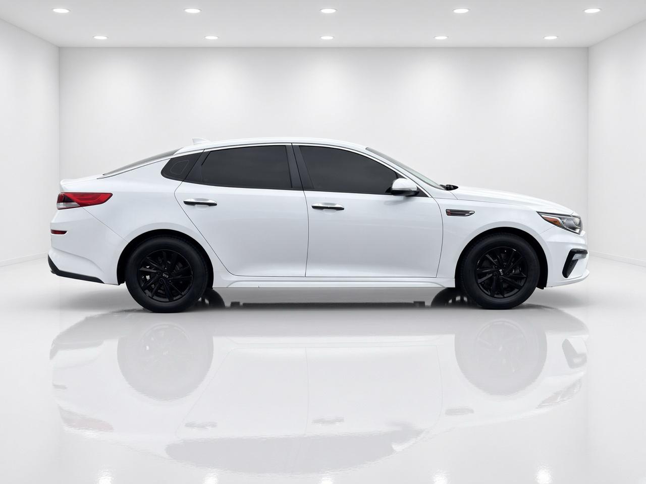 Kia Optima  2020